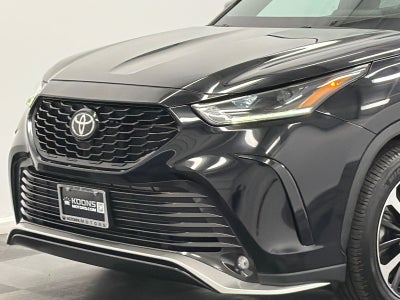 2022 Toyota Highlander XSE
