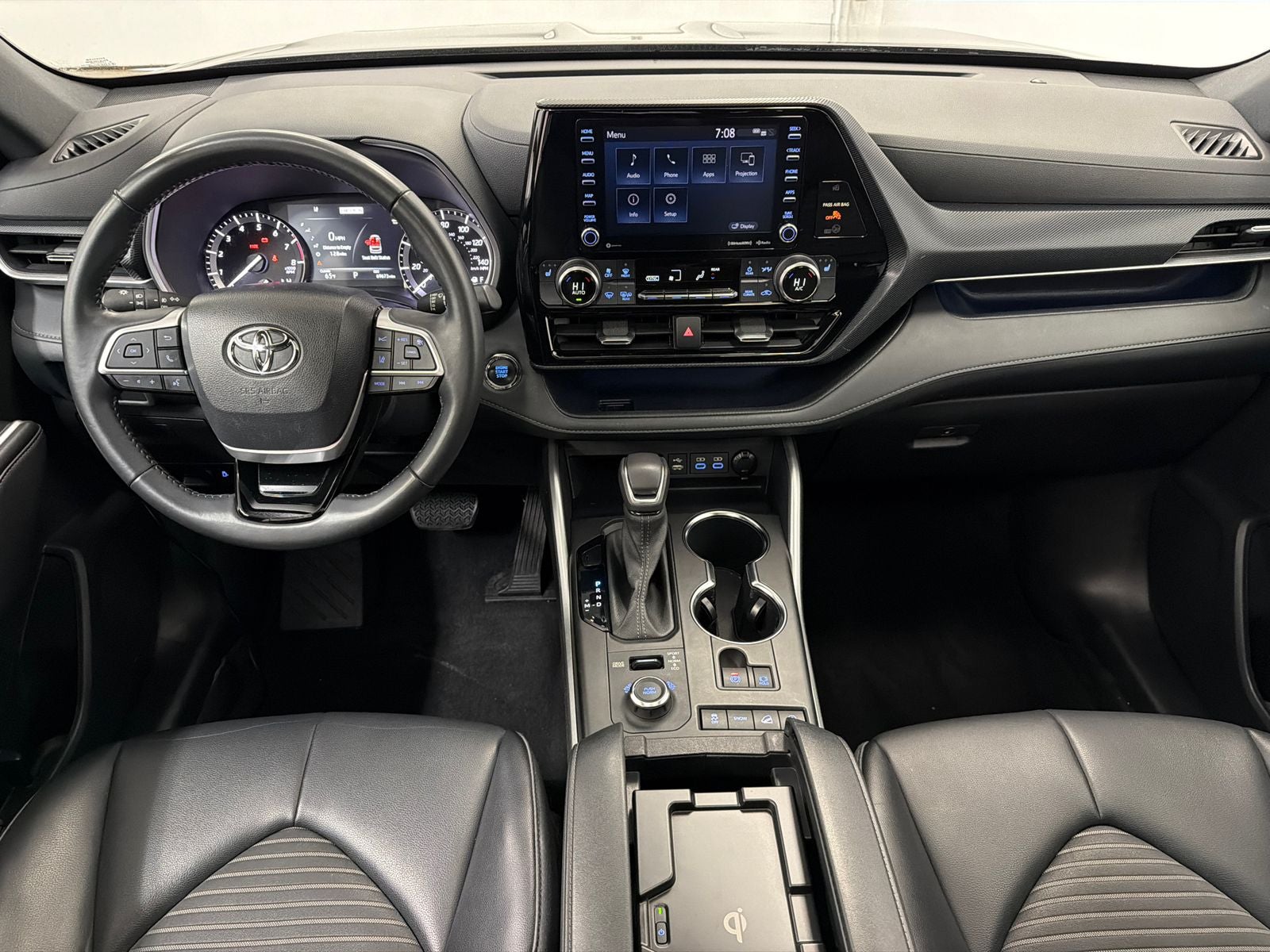 2022 Toyota Highlander XSE