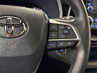 2022 Toyota Highlander XSE