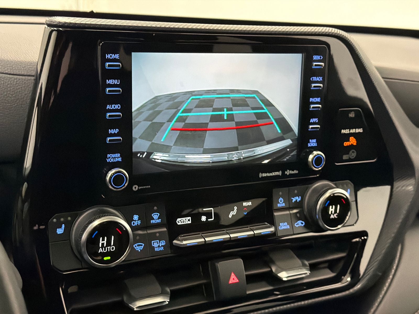 2022 Toyota Highlander XSE