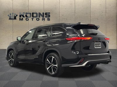 2022 Toyota Highlander XSE
