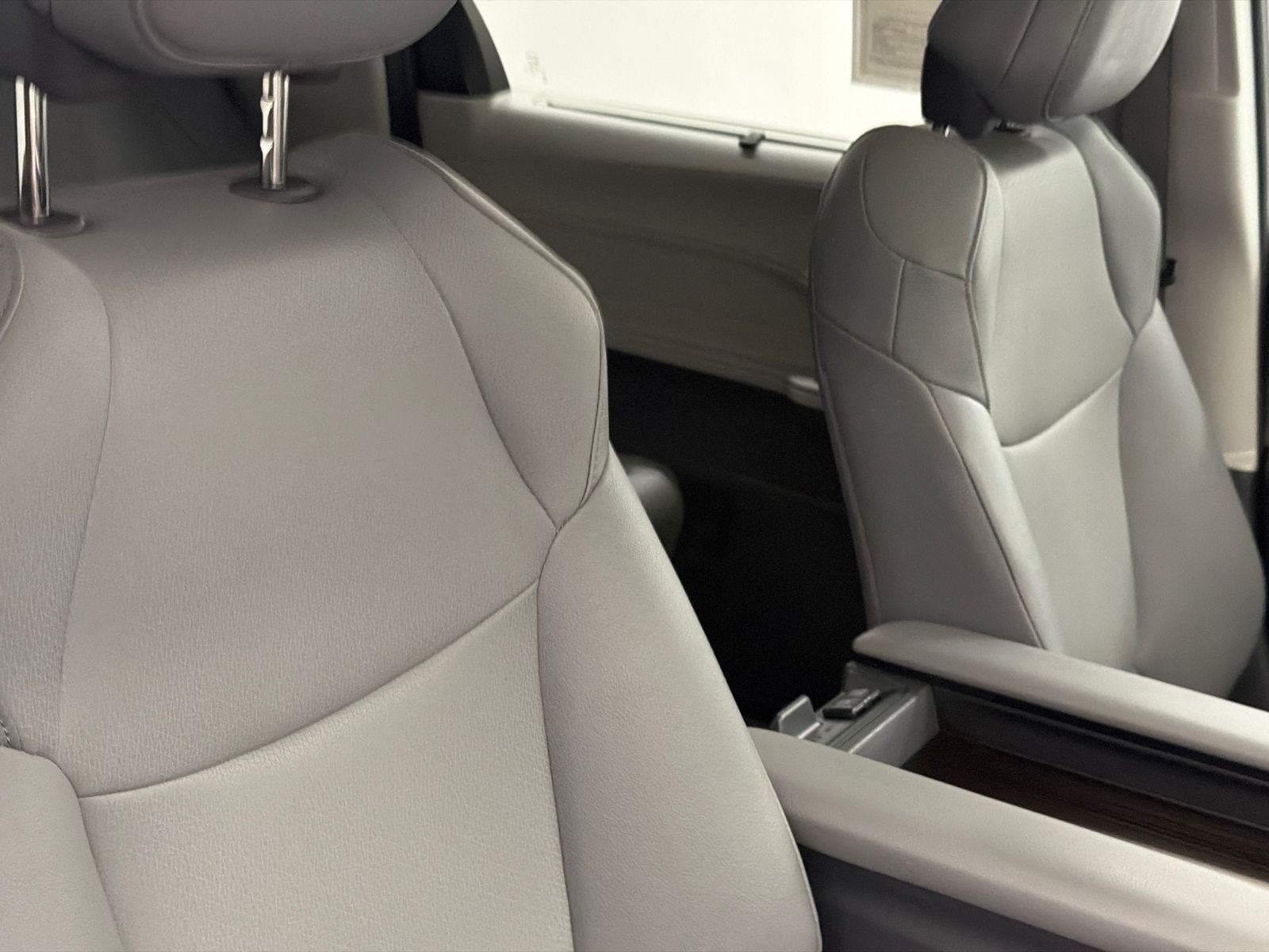 2023 Toyota Sienna XLE 8 Passenger