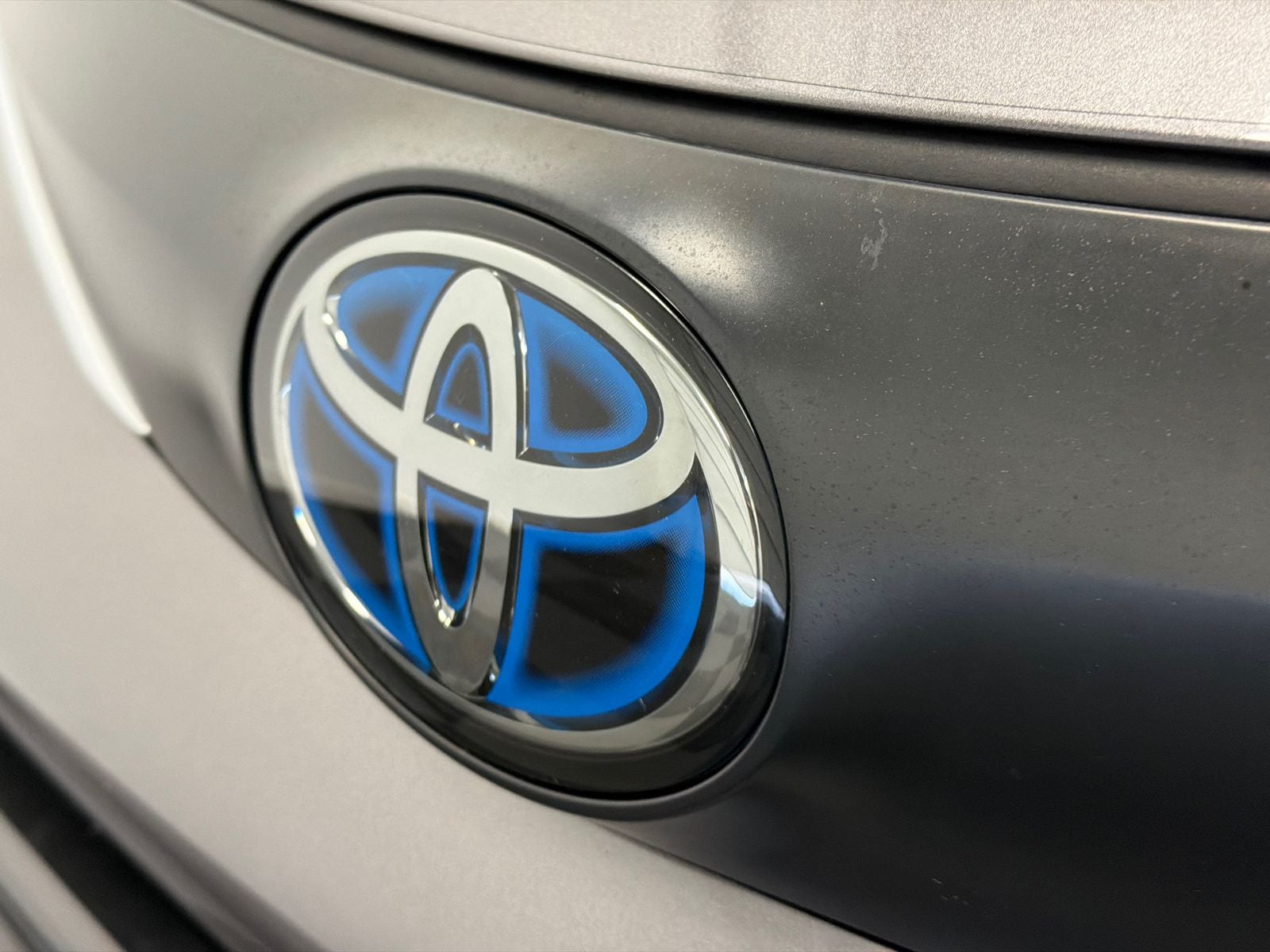 2023 Toyota Sienna XLE 8 Passenger