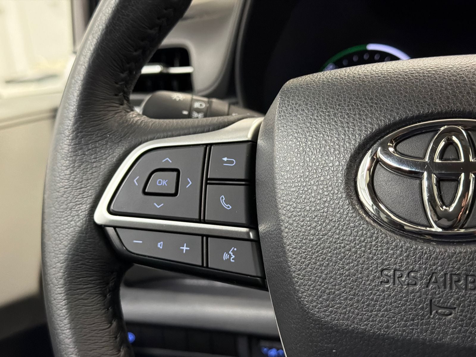 2023 Toyota Sienna XLE 8 Passenger