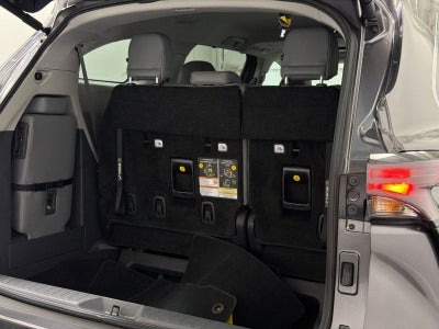 2023 Toyota Sienna XLE 8 Passenger