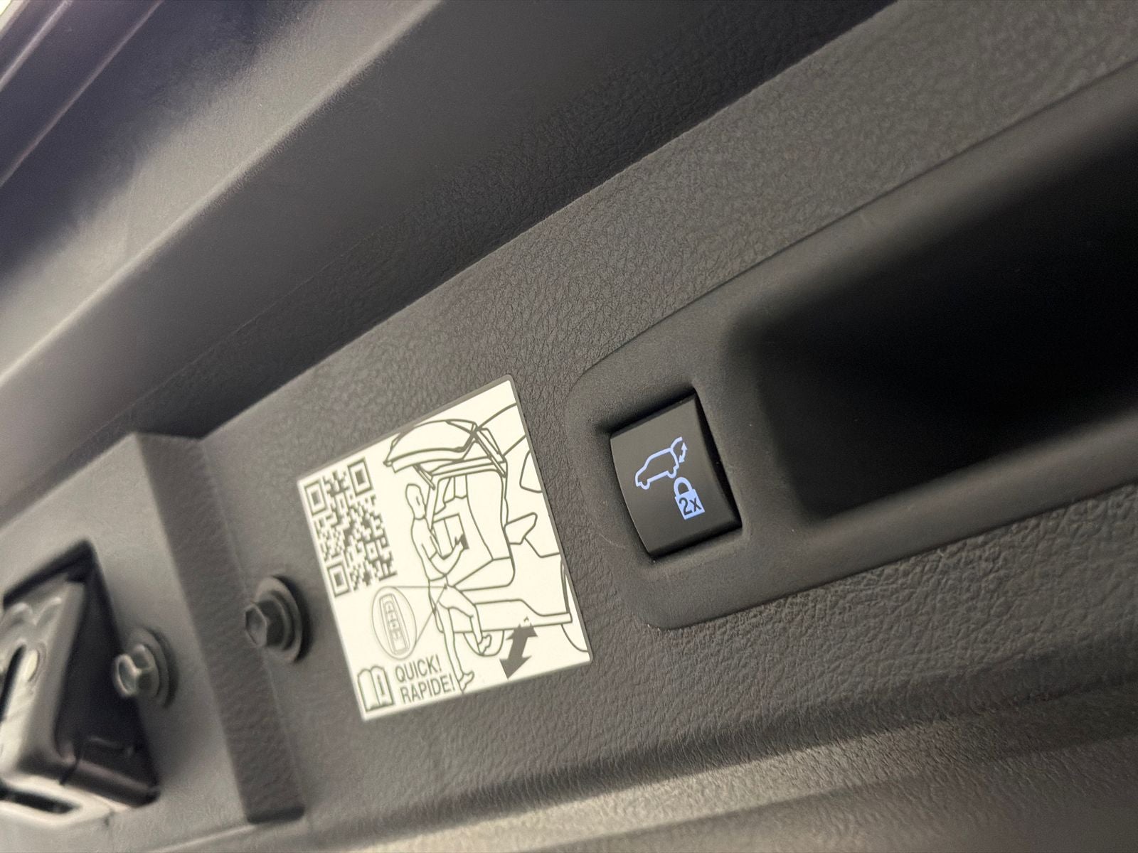 2023 Toyota Sienna XLE 8 Passenger