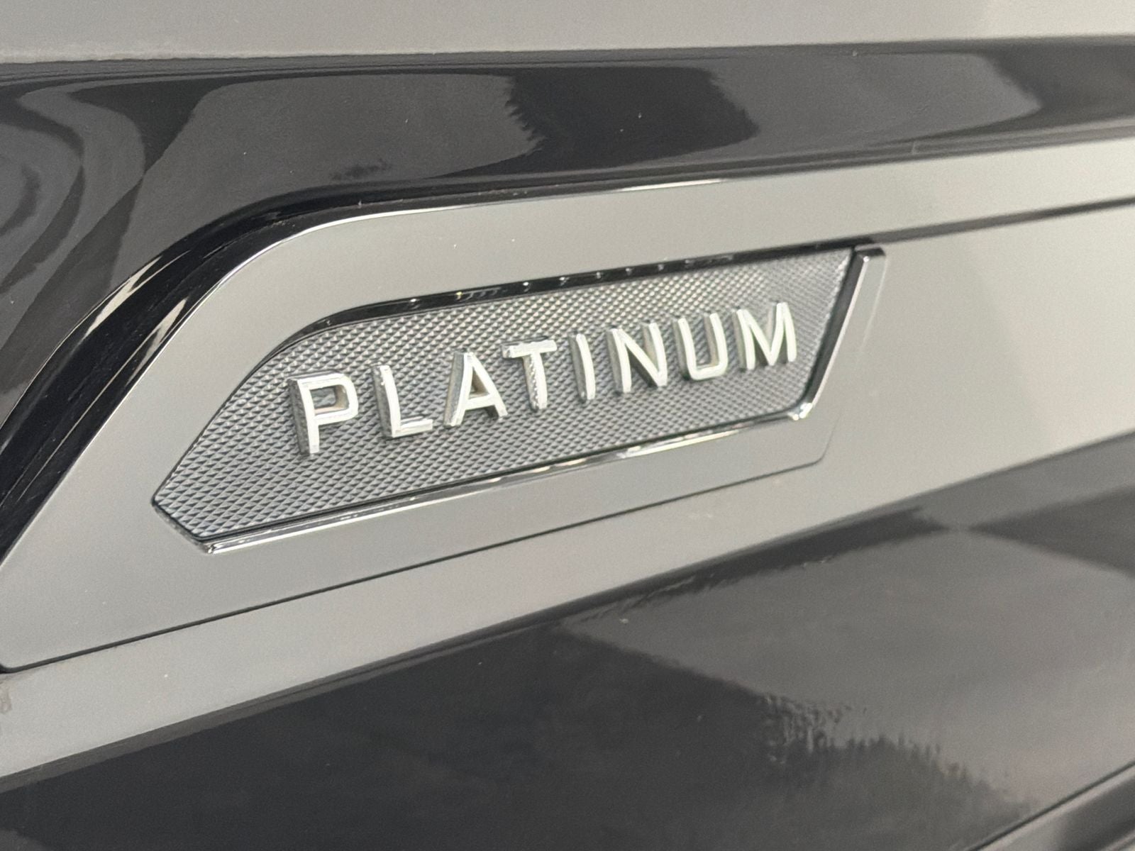 2023 Toyota Tundra Hybrid Platinum