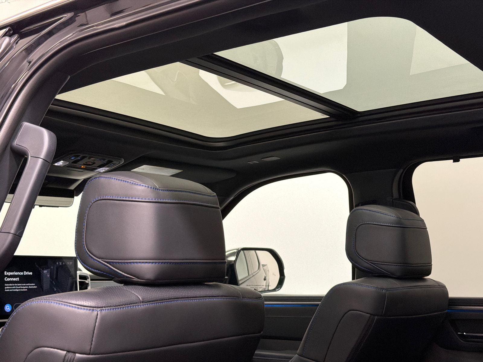2023 Toyota Tundra Hybrid Platinum