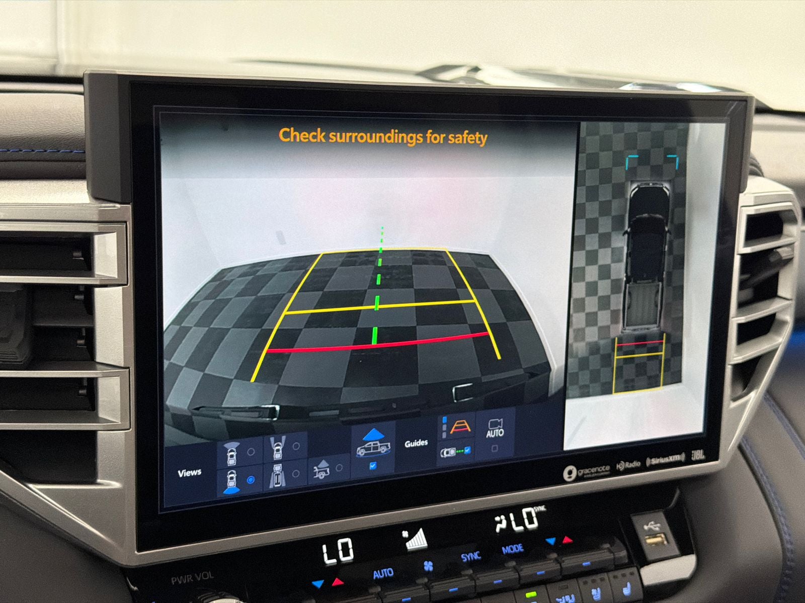2023 Toyota Tundra Hybrid Platinum