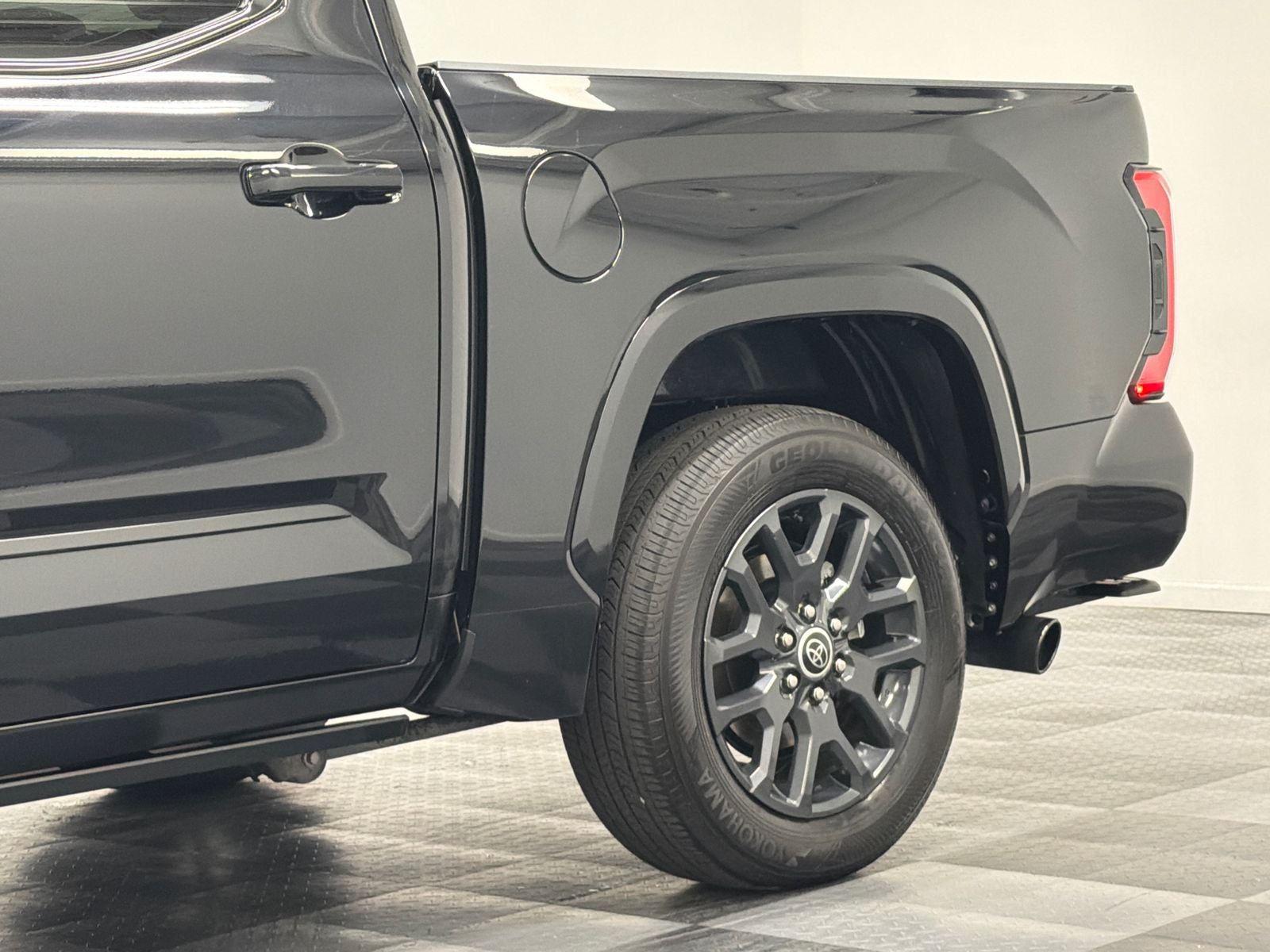 2023 Toyota Tundra Hybrid Platinum
