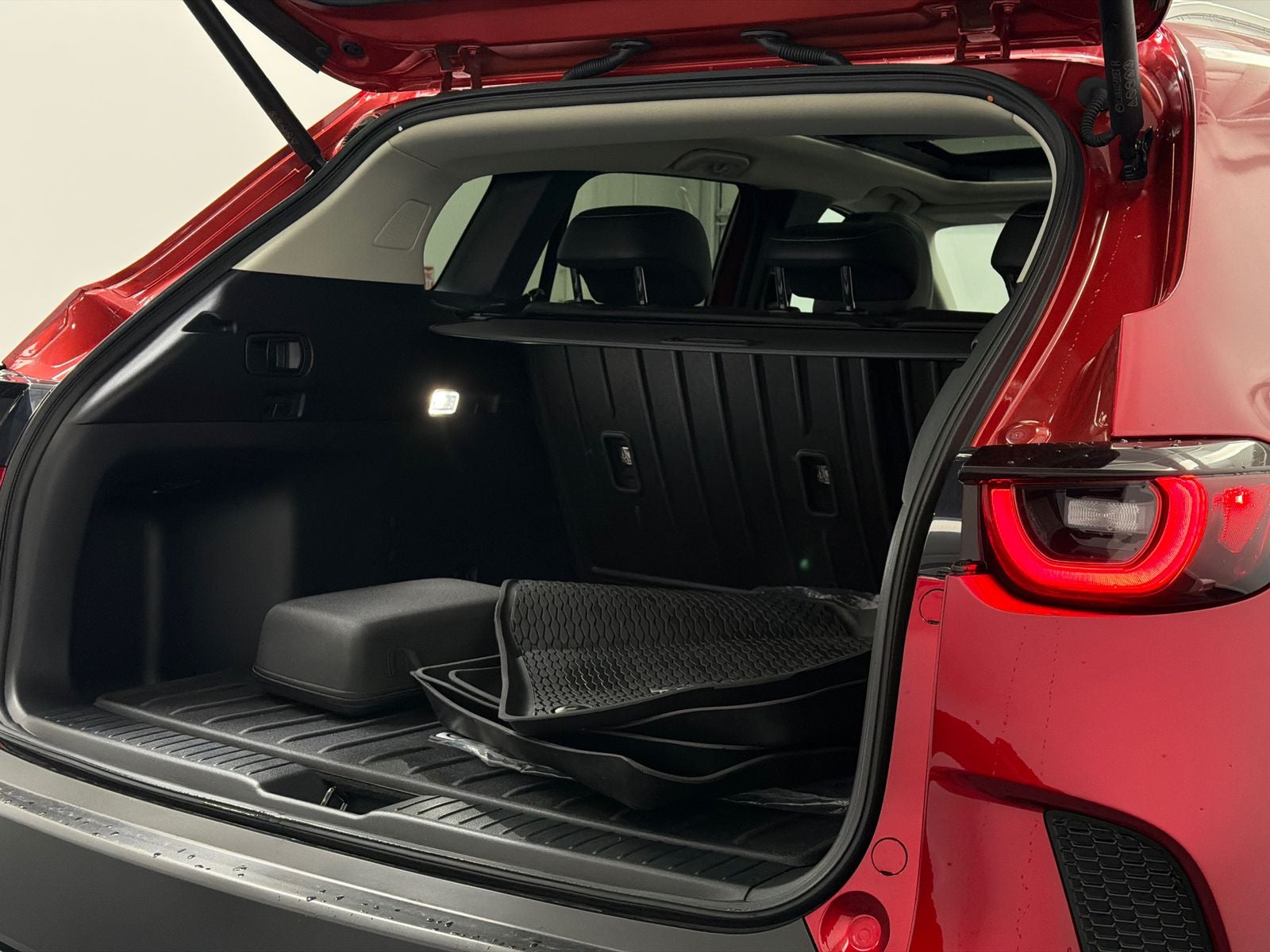 2025 Mazda Mazda CX-50 2.5 S Premium Package