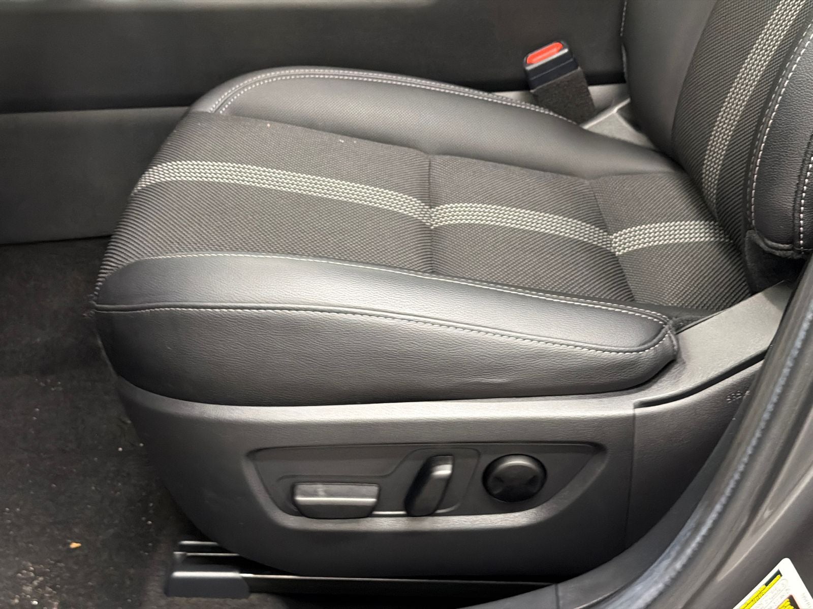 2024 Mazda Mazda CX-50 2.5 S Premium Package