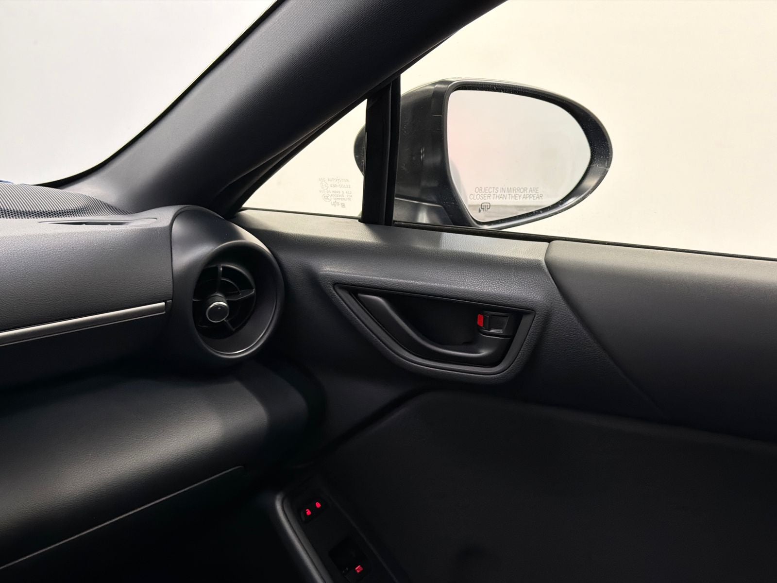 2025 Toyota GR86 Auto (Natl)