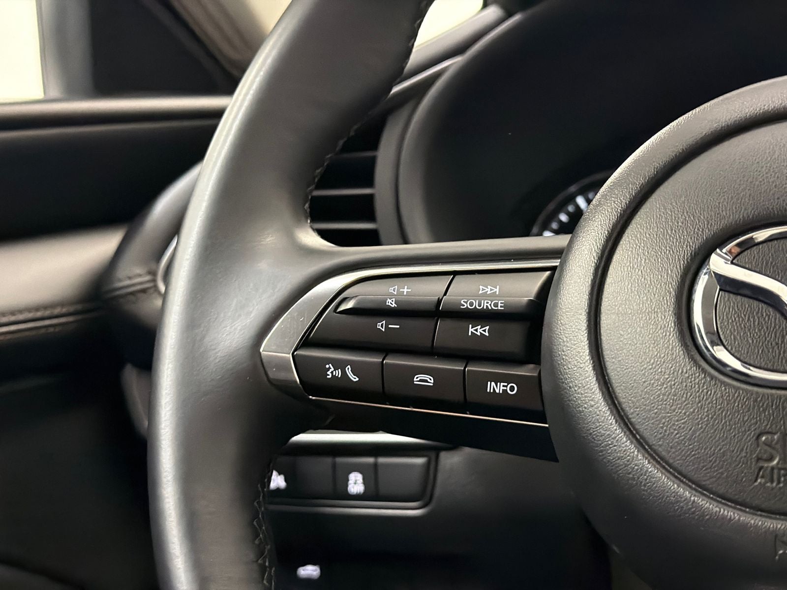 2025 Mazda Mazda3 2.5 S Select Sport Base