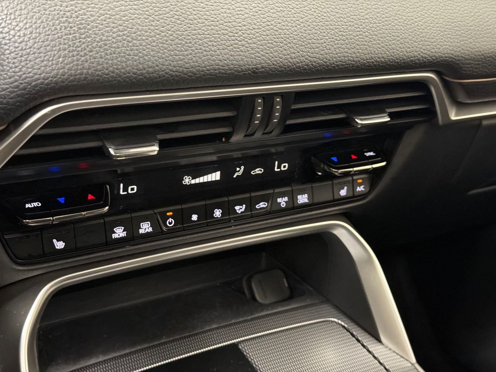 2024 Mazda Mazda CX-90 3.3 Turbo Preferred