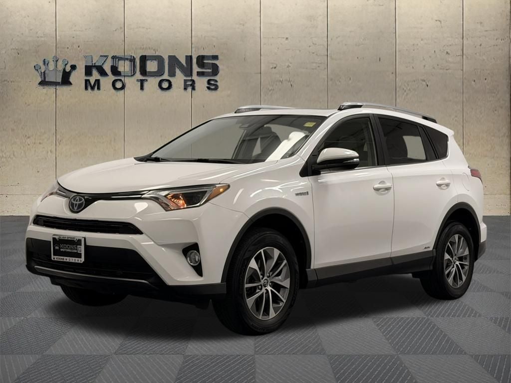 2018 Toyota RAV4 Hybrid XLE