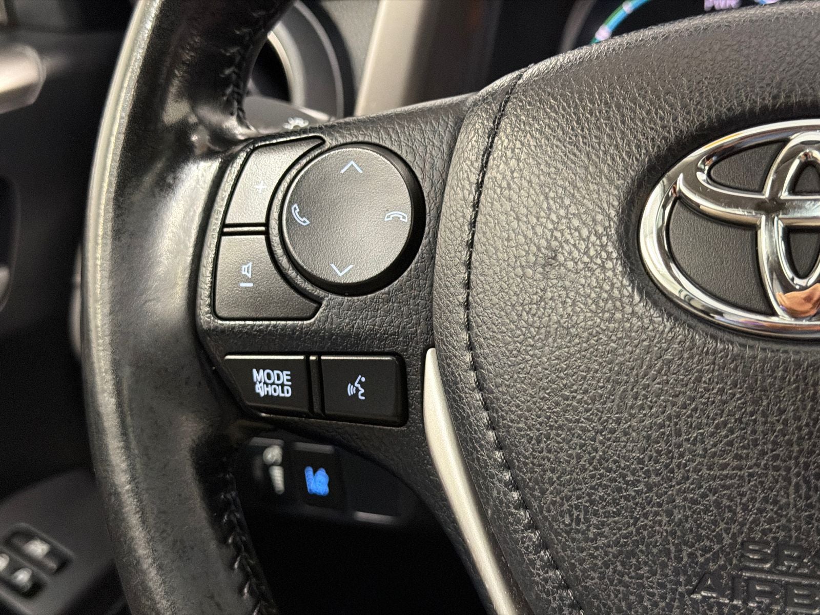2018 Toyota RAV4 Hybrid XLE