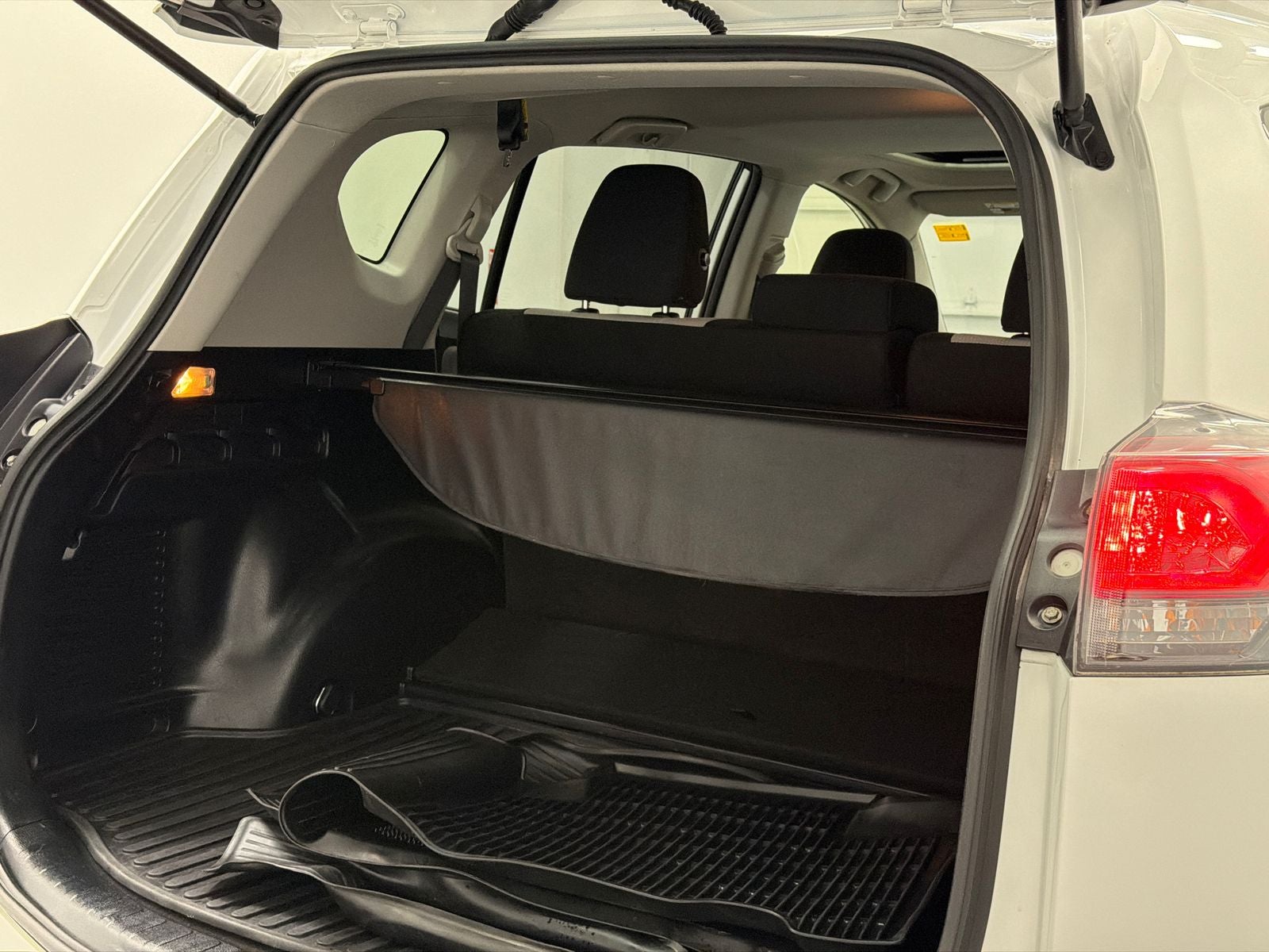 2018 Toyota RAV4 Hybrid XLE