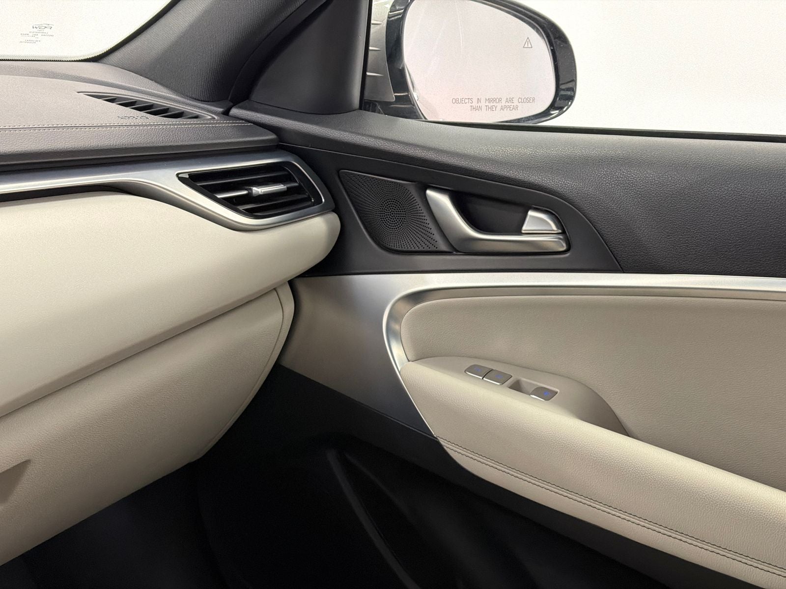 2024 Genesis G70 2.5T