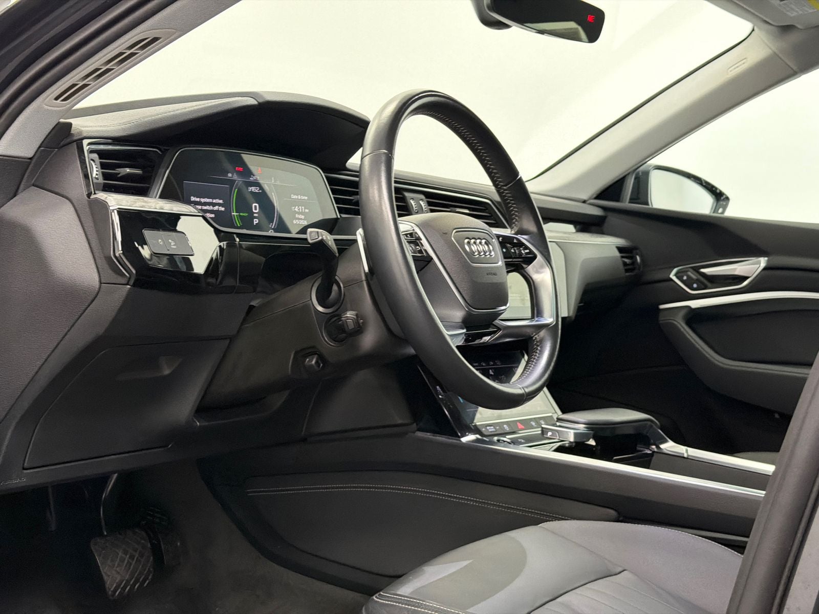 2021 Audi e-tron Premium quattro