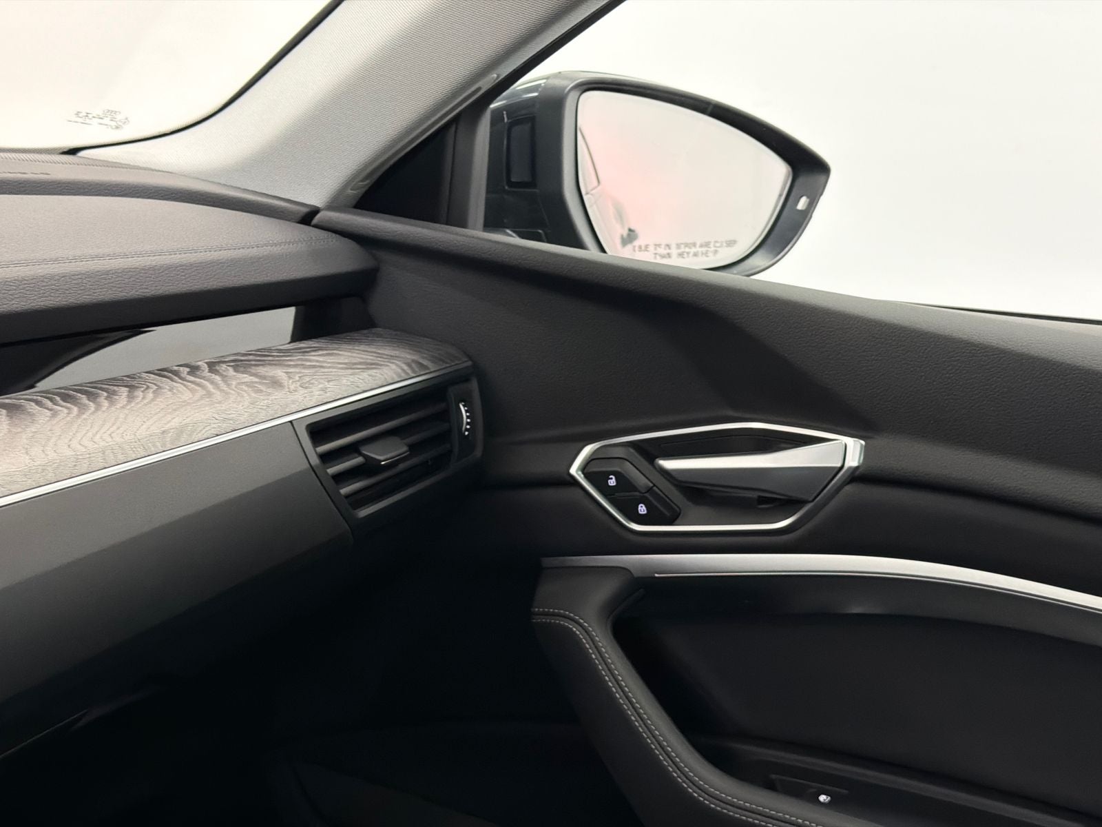 2021 Audi e-tron Premium quattro