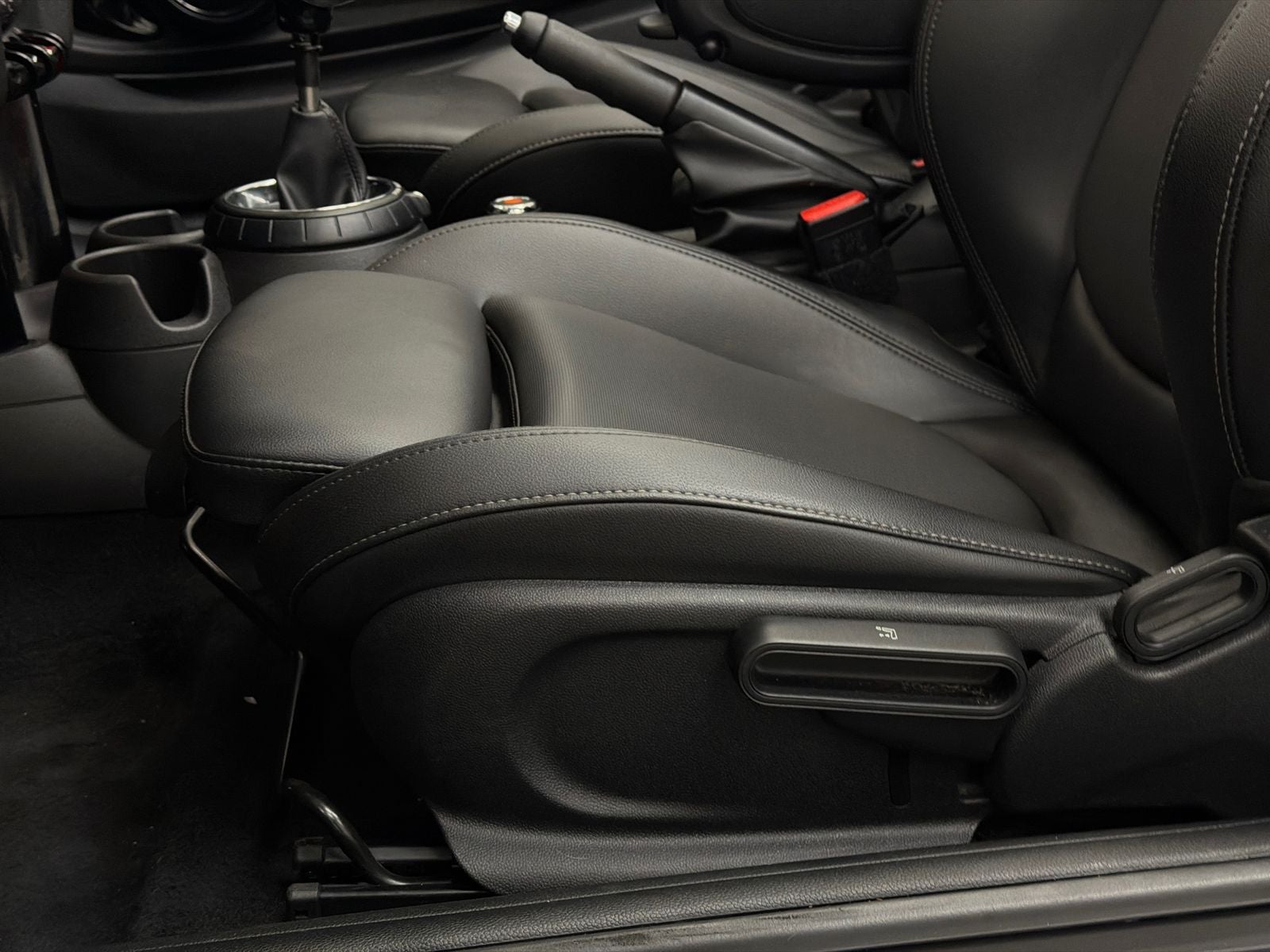 2017 MINI Cooper S Base