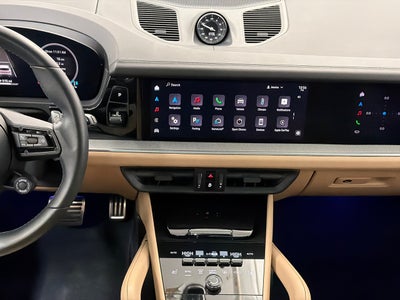 2024 Porsche Cayenne S