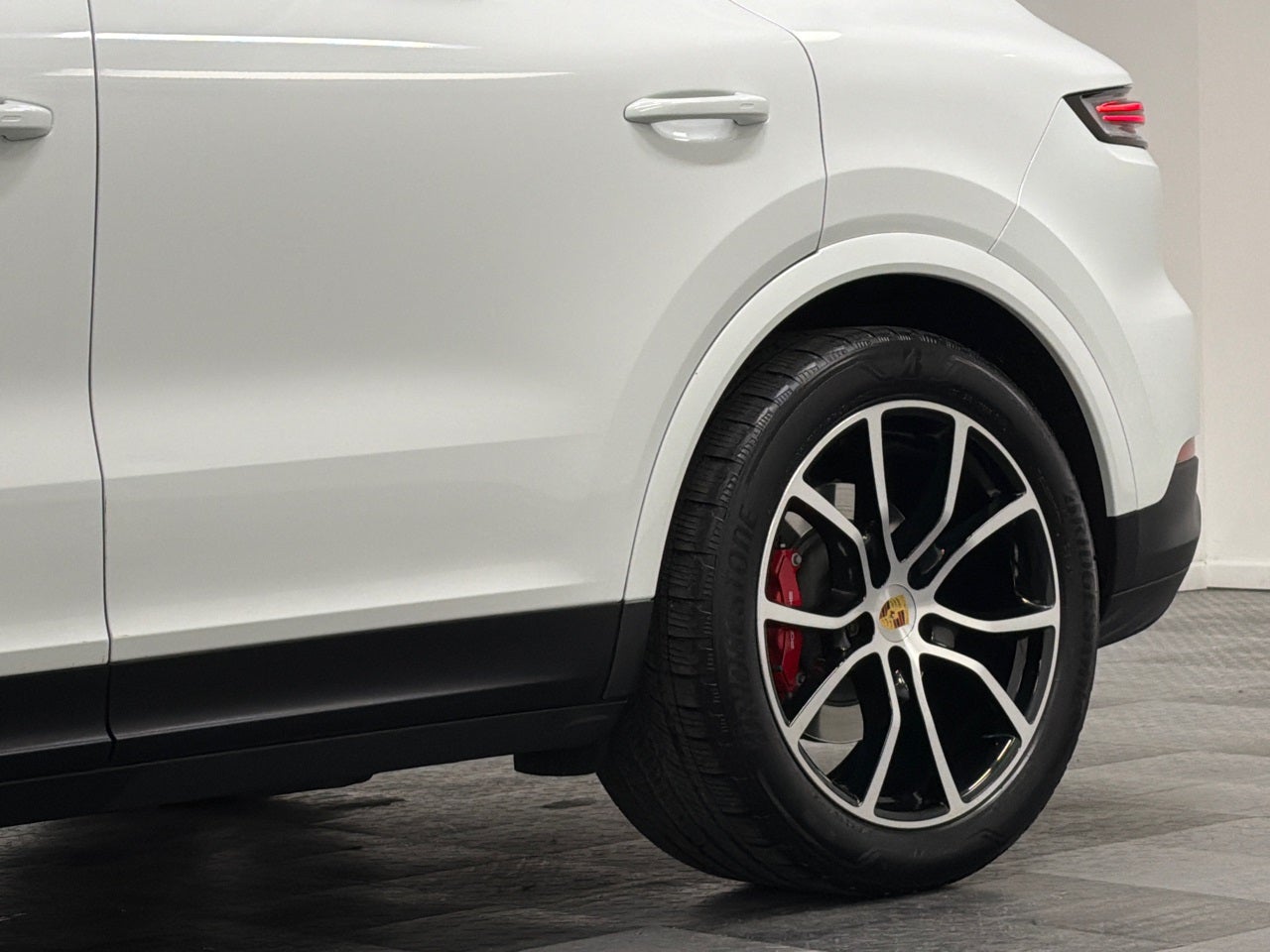 2024 Porsche Cayenne S