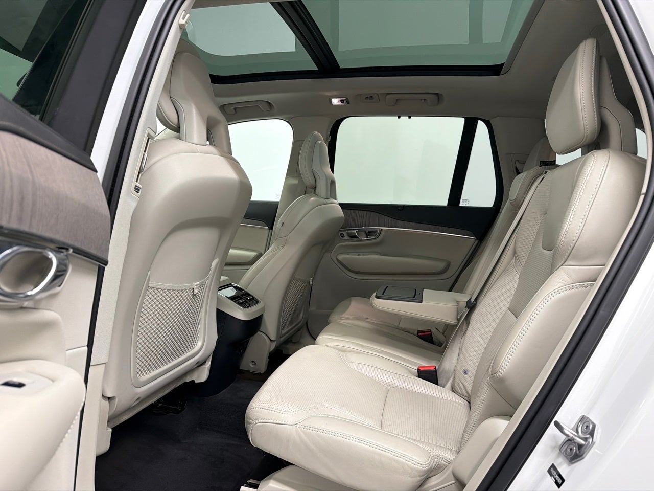 2021 Volvo XC90 T6 Inscription