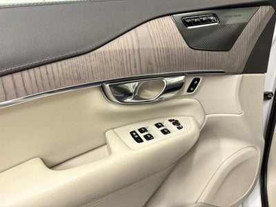 2021 Volvo XC90 T6 Inscription