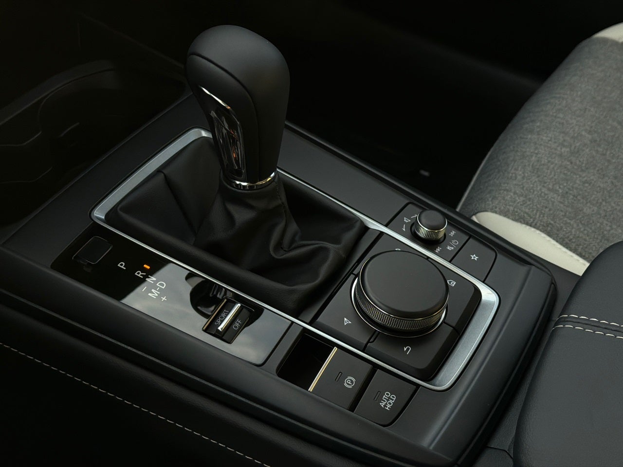 2026 Mazda Mazda CX-30 2.5 S Aire Edition