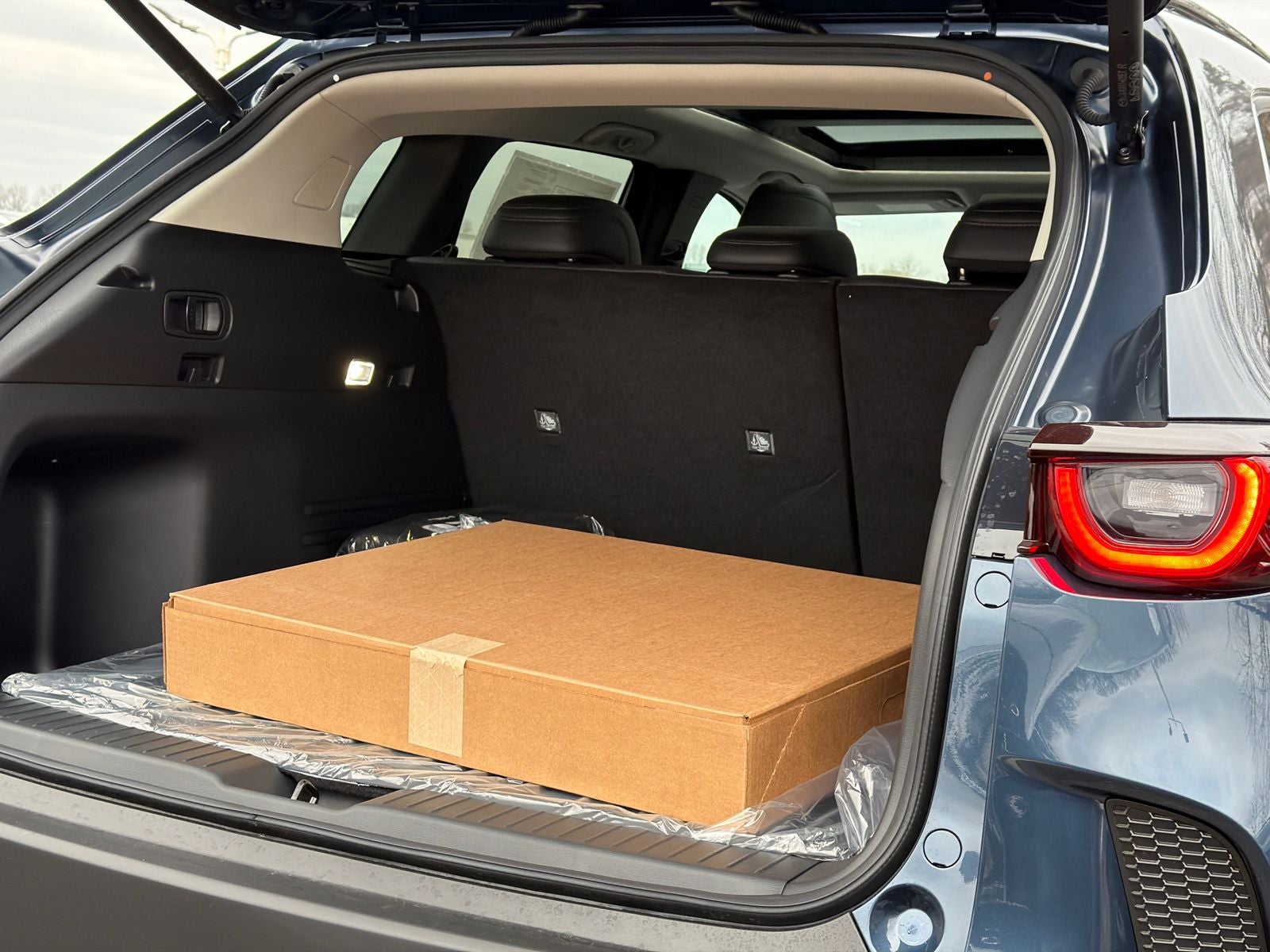 2026 Mazda Mazda CX-50 Hybrid Premium AWD