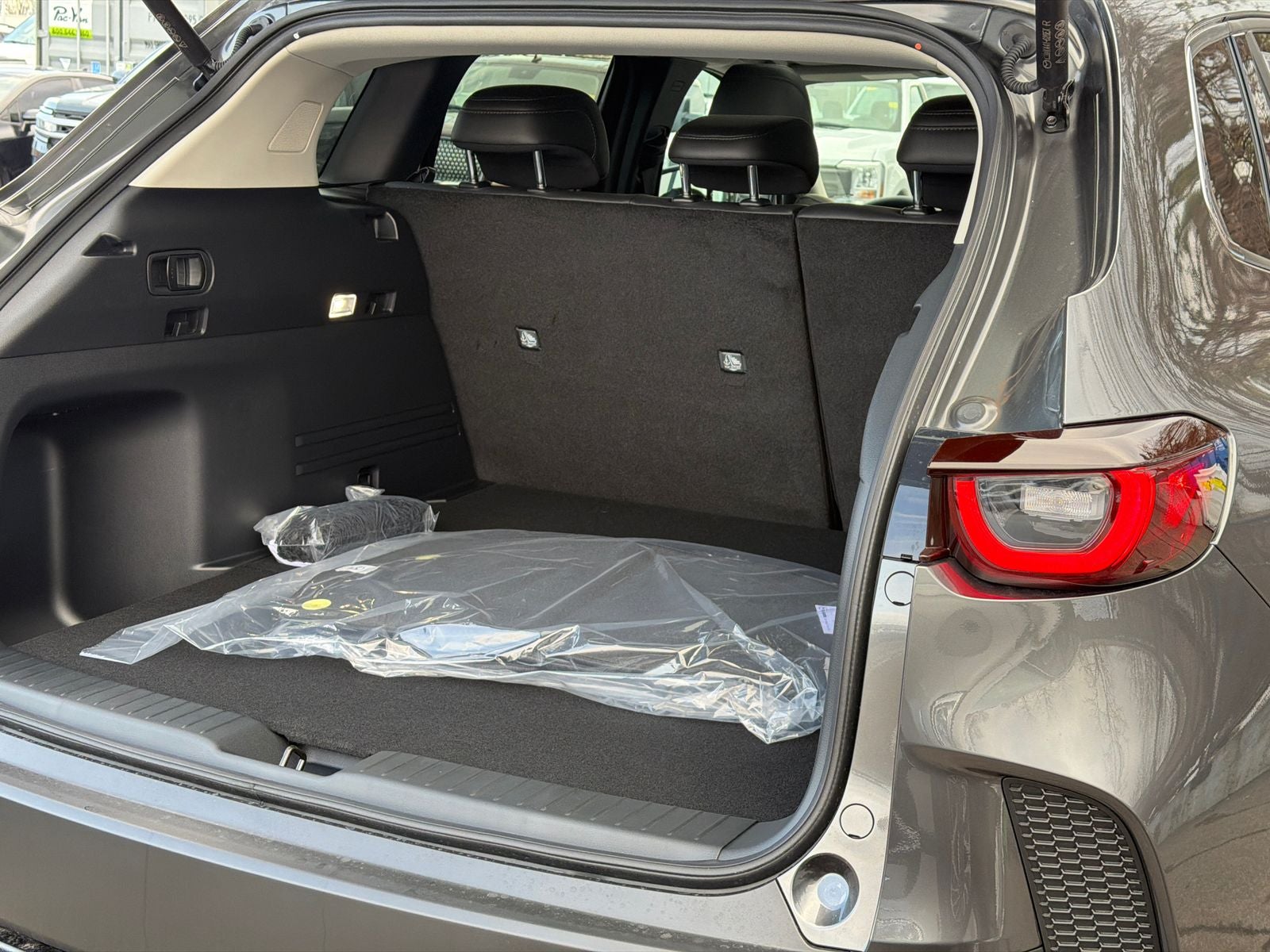 2026 Mazda Mazda CX-50 Hybrid Premium AWD