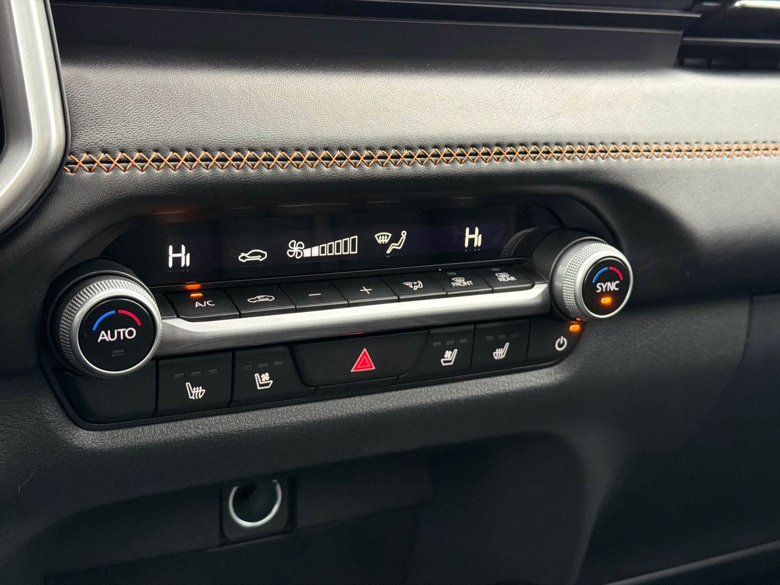 2026 Mazda Mazda CX-50 Hybrid Premium AWD