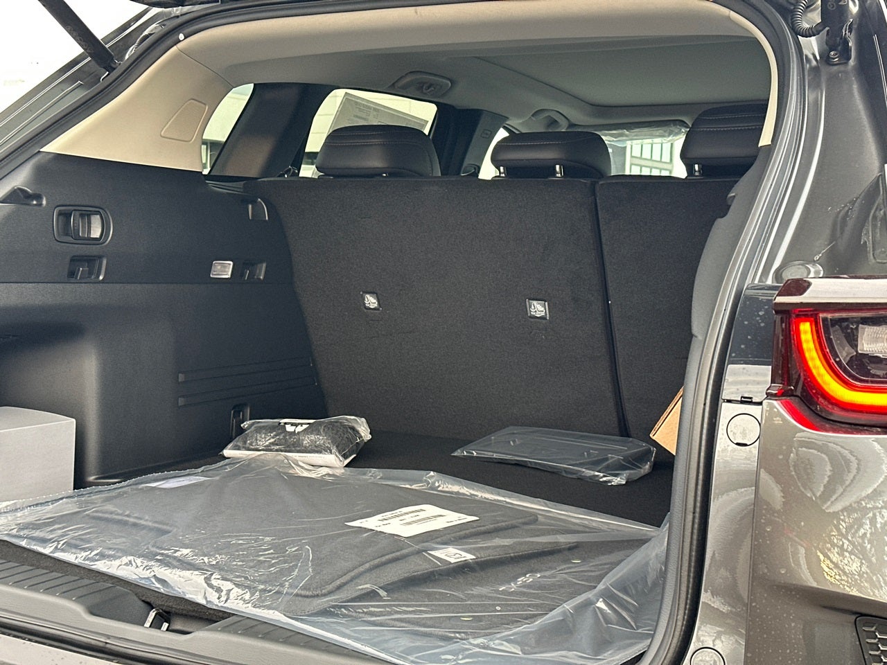 2026 Mazda Mazda CX-50 Hybrid Premium Plus AWD