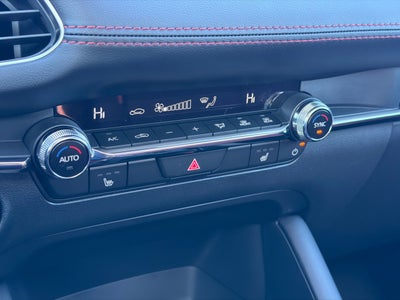 2026 Mazda Mazda3 Hatchback 2.5 S Carbon Edition AWD