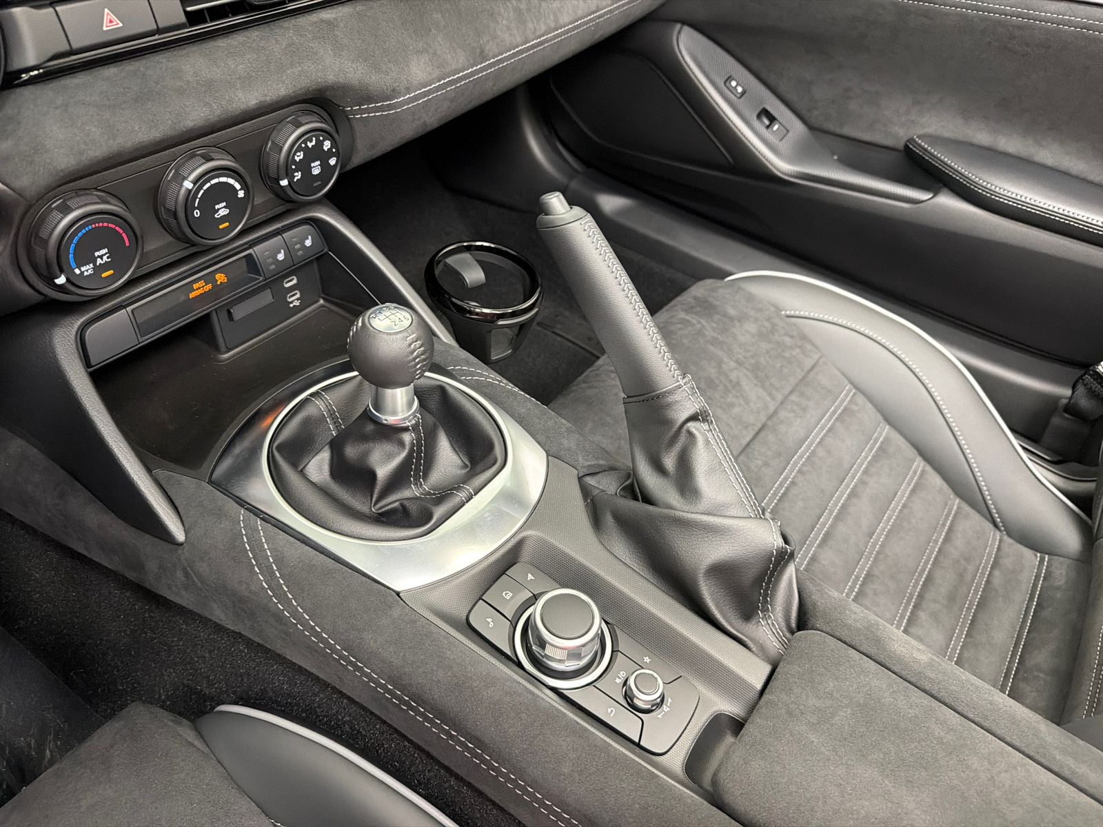 2026 Mazda Mazda MX-5 Miata Club
