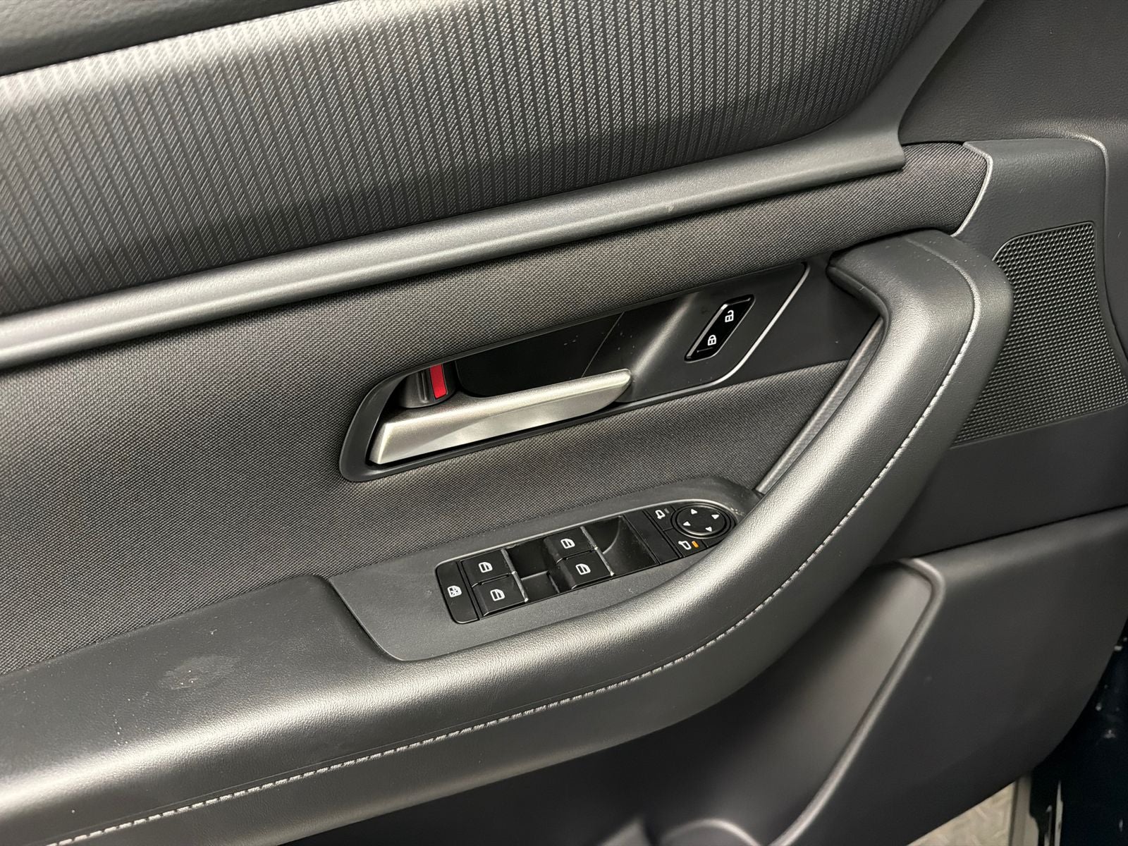 2026 Mazda Mazda CX-70 Plug-In Hybrid SC AWD