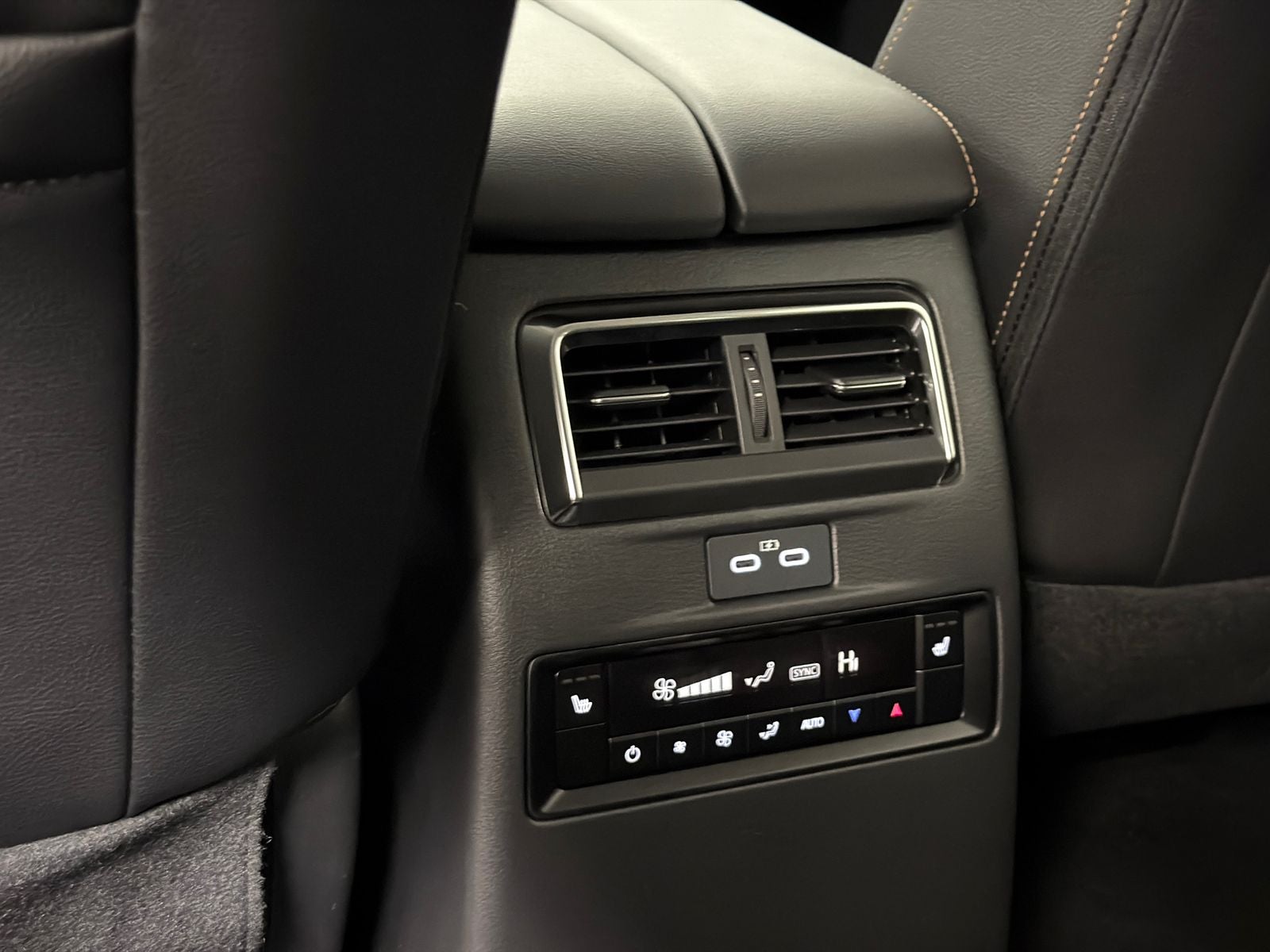 2026 Mazda Mazda CX-70 Plug-In Hybrid SC Plus AWD