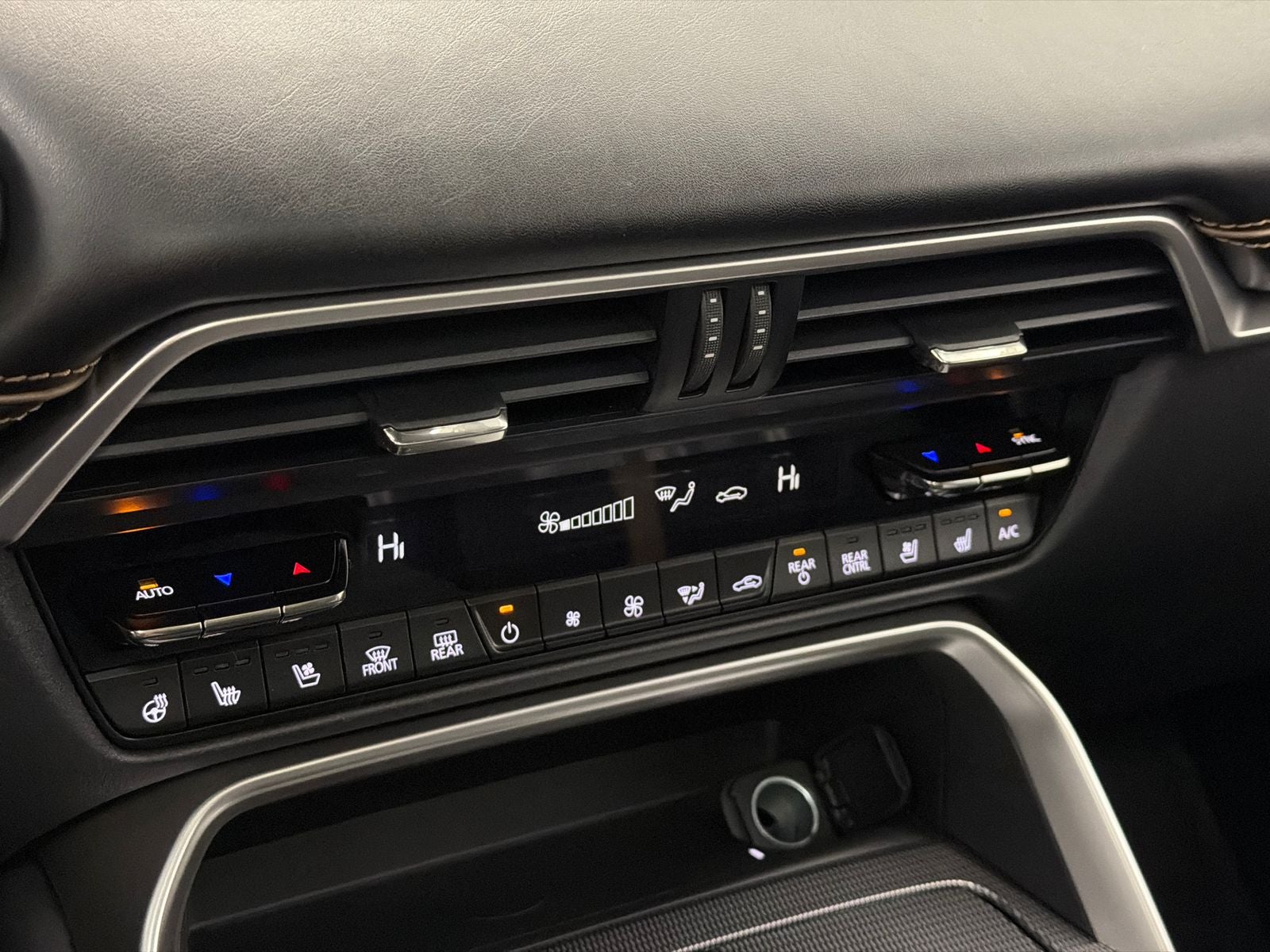 2026 Mazda Mazda CX-90 Plug-In Hybrid Premium Plus AWD