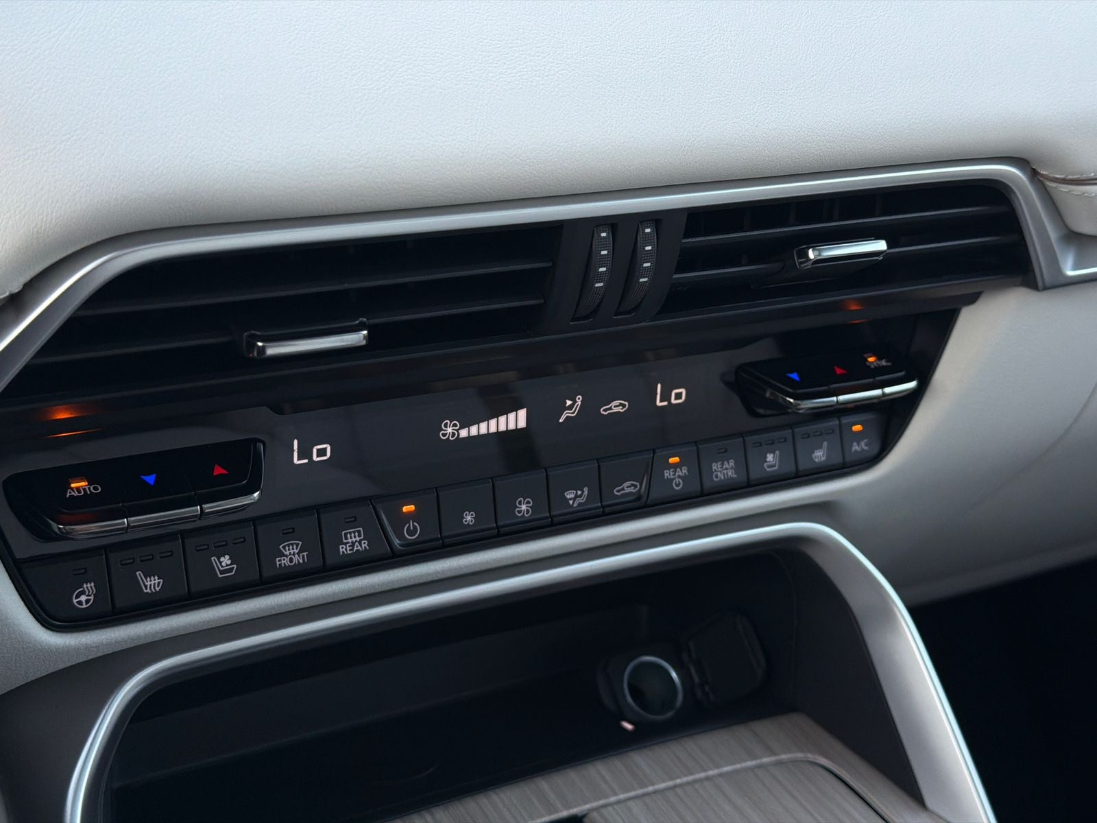 2026 Mazda Mazda CX-90 Plug-In Hybrid Premium Plus AWD