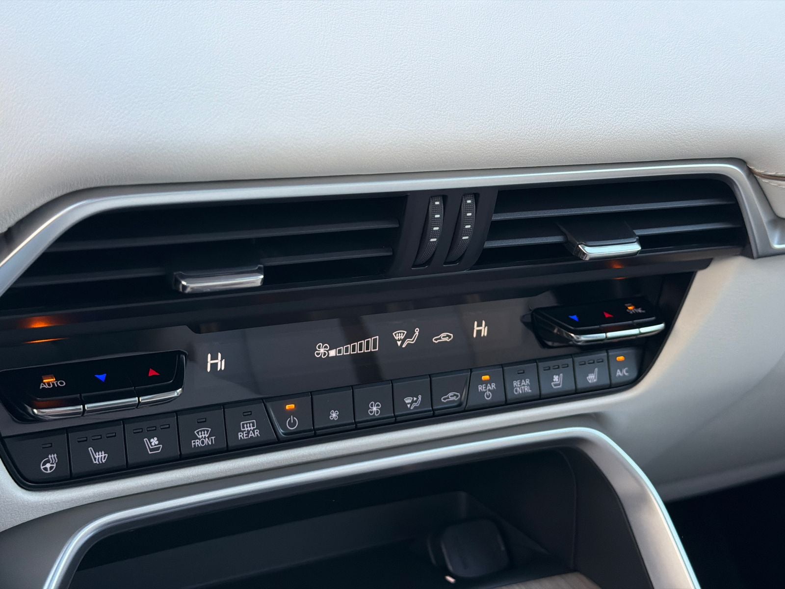 2026 Mazda Mazda CX-90 Plug-In Hybrid Premium Plus AWD