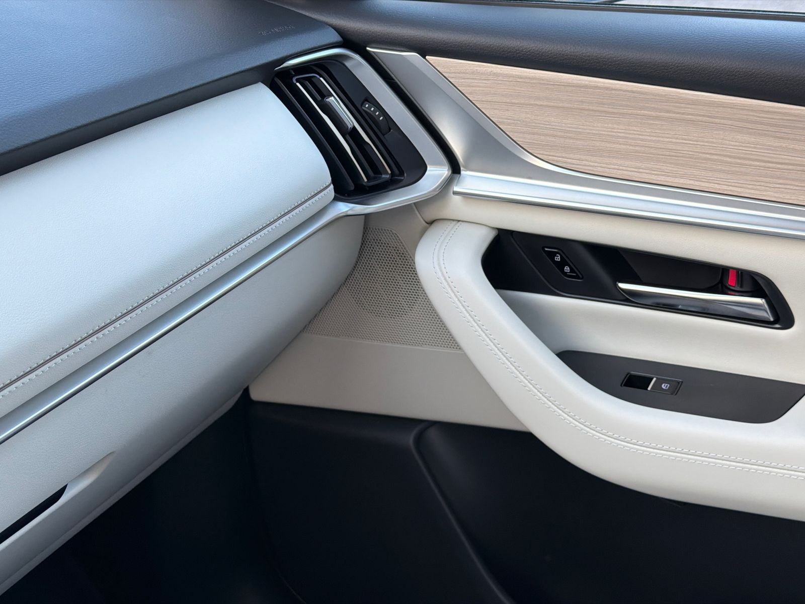 2026 Mazda Mazda CX-90 Plug-In Hybrid Premium Plus AWD