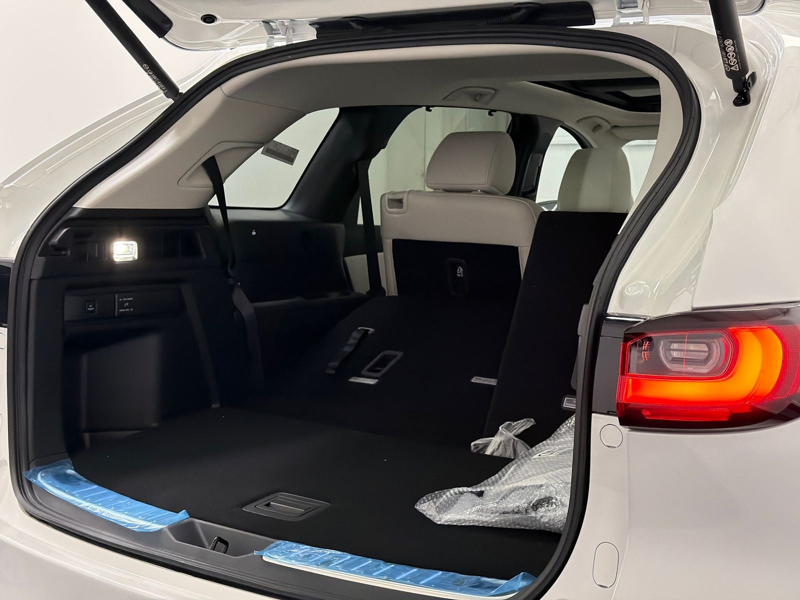 2026 Mazda Mazda CX-90 Plug-In Hybrid Premium Plus AWD